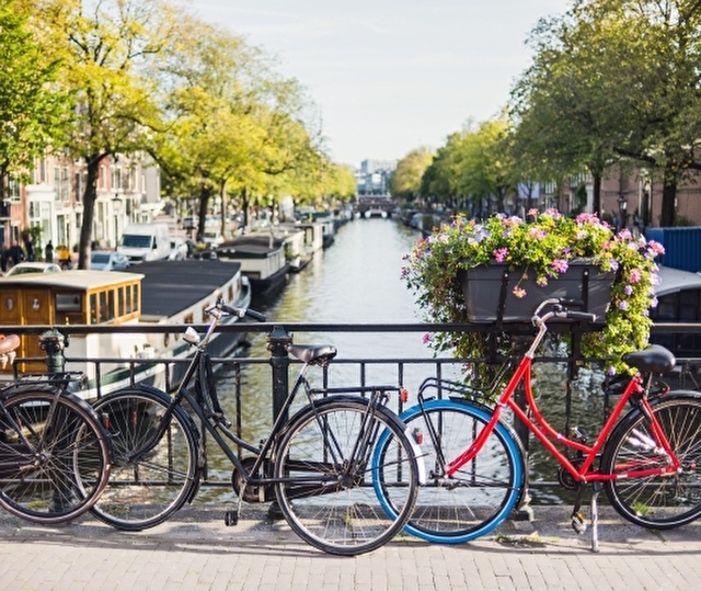 abortus Vertolking Ruwe olie Amsterdam - Ontdek Amsterdam op de fiets | Amrâth Hôtels